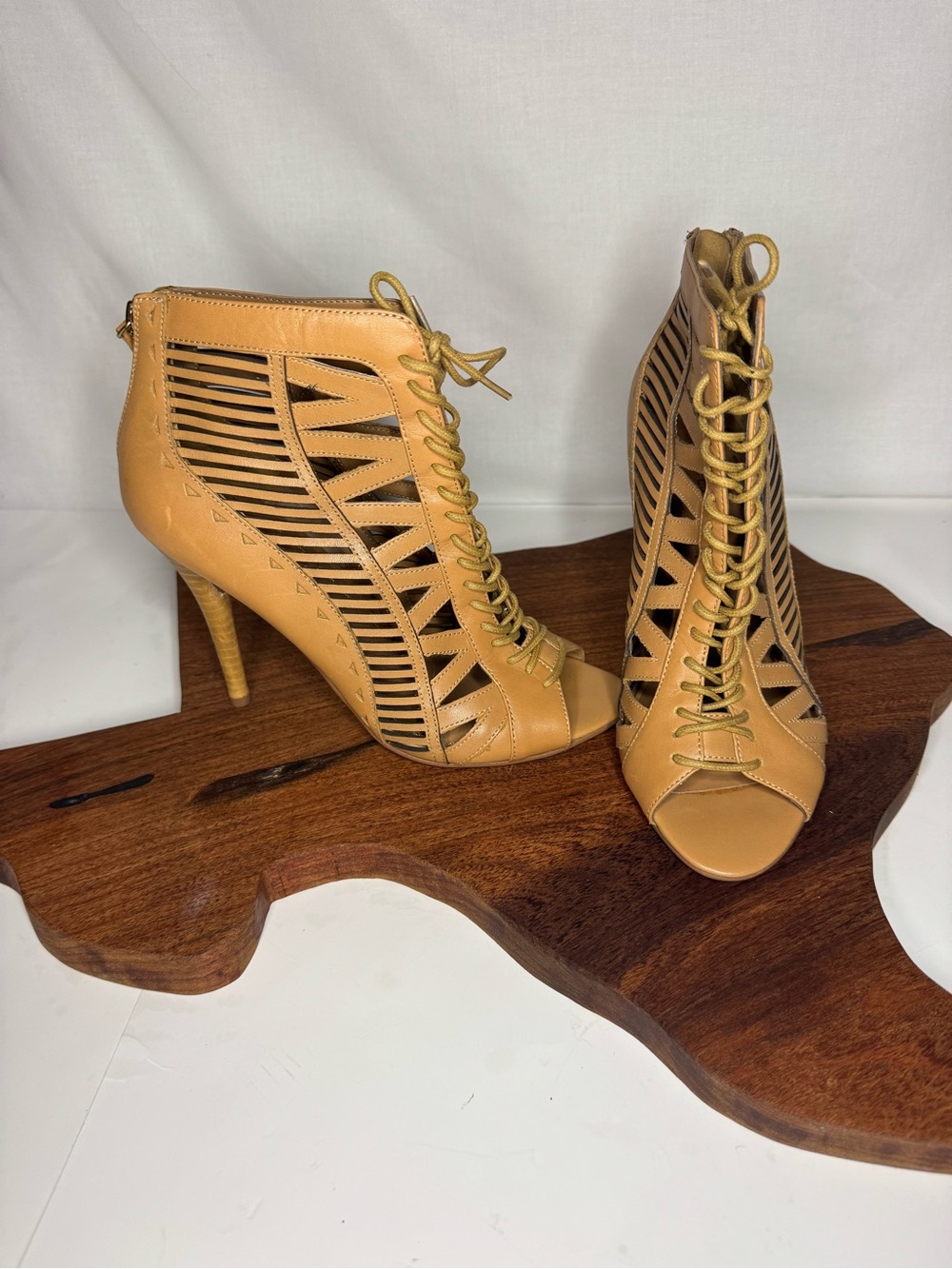 Nine West 7.5 Leather Cage Heels Nwob Tan Lace Up Peep Toe Gladiator Booties
